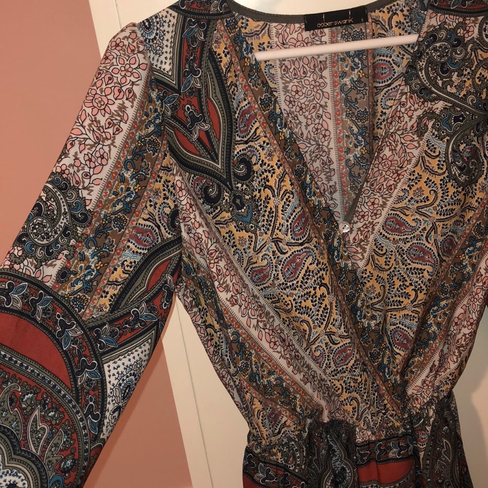 Patterned Romper - Picture 4 of 4